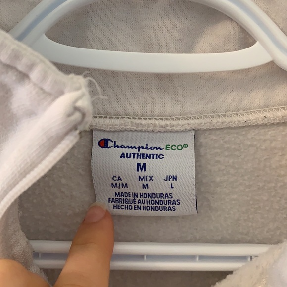 Champion 1/4 zip UCONN - Picture 2 of 4